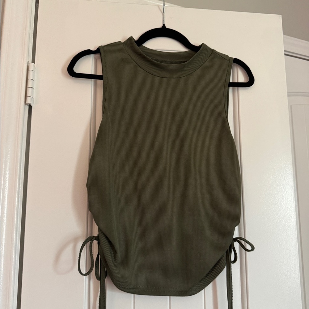Sleeveless Olive Side-Tie Tank Top - Women